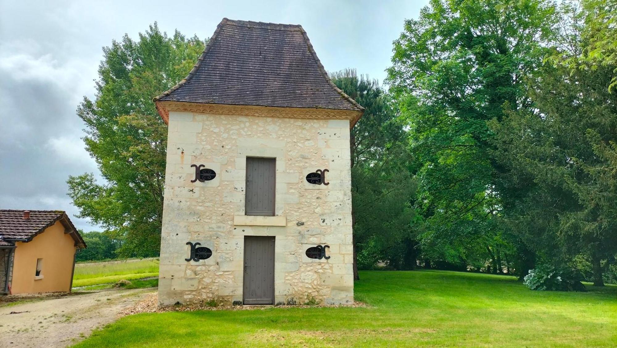 Gite De La Gardie Mensignac Kültér fotó